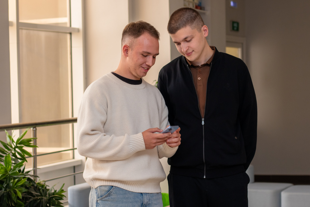 IMG_9896.jpg IMG_9896.jpg