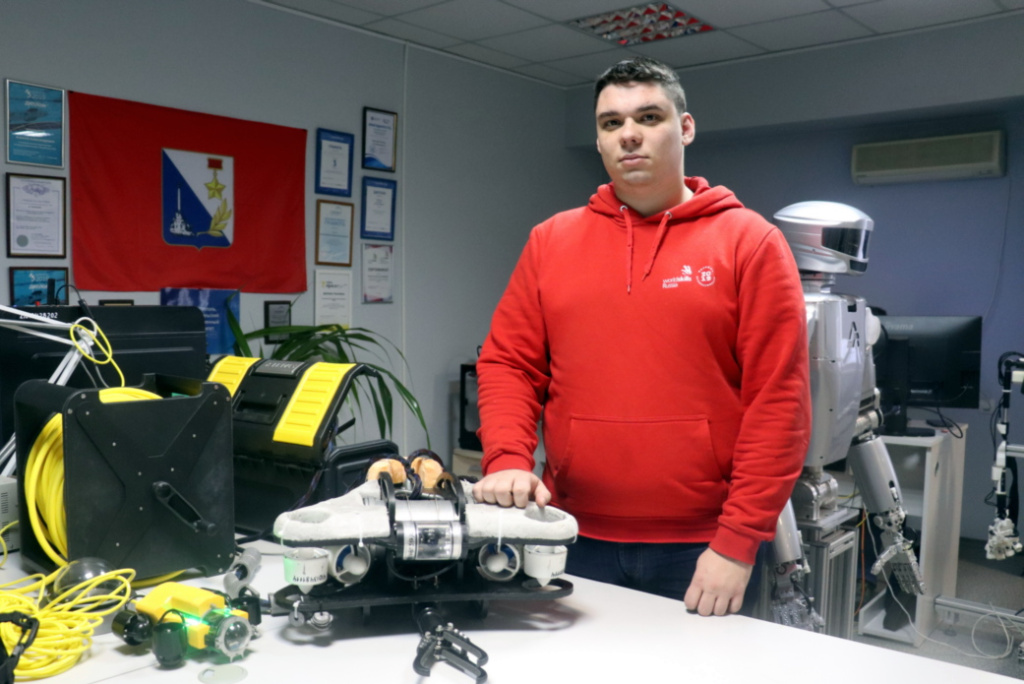 Лабораториия Робототехника и интеллектуальные системы управления.jpeg