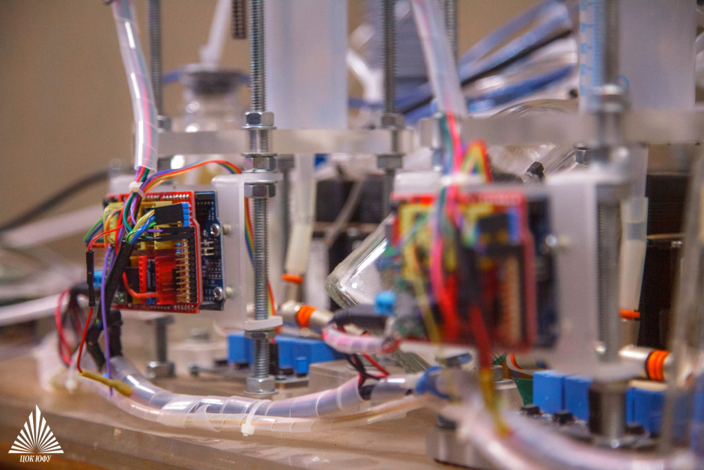 Технологии многофункциональной микроэлектроники и интеллектуальной сенсорики для биогибридных и киберфизических систем(1)